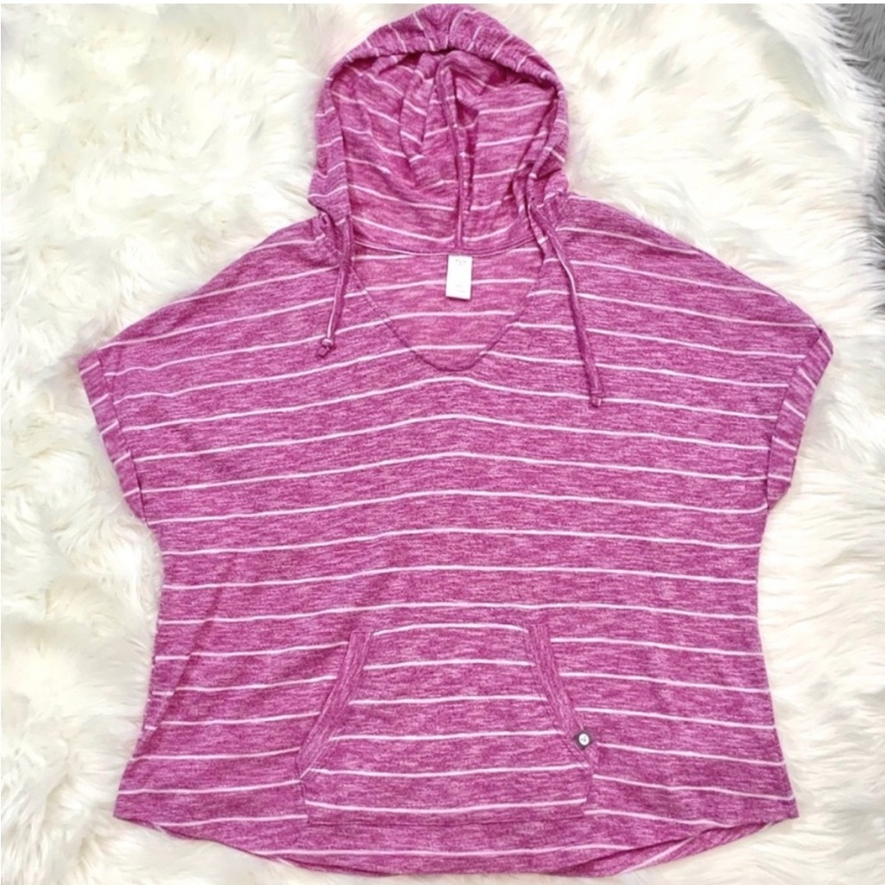 Lane Bryant Livi Active Top w/ kangaroo pocket and hood